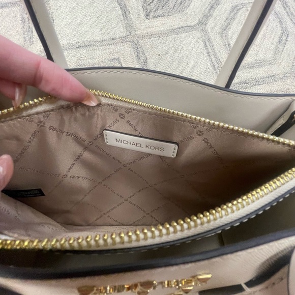 Michael Kors Small Crossbody Purse White and Gold Studded - Picture 3 of 5